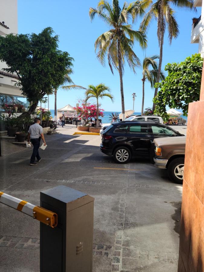 Malecon Uno Pv Libertad 111 Centro 48300 Puerto Vallarta Jal Kültér fotó